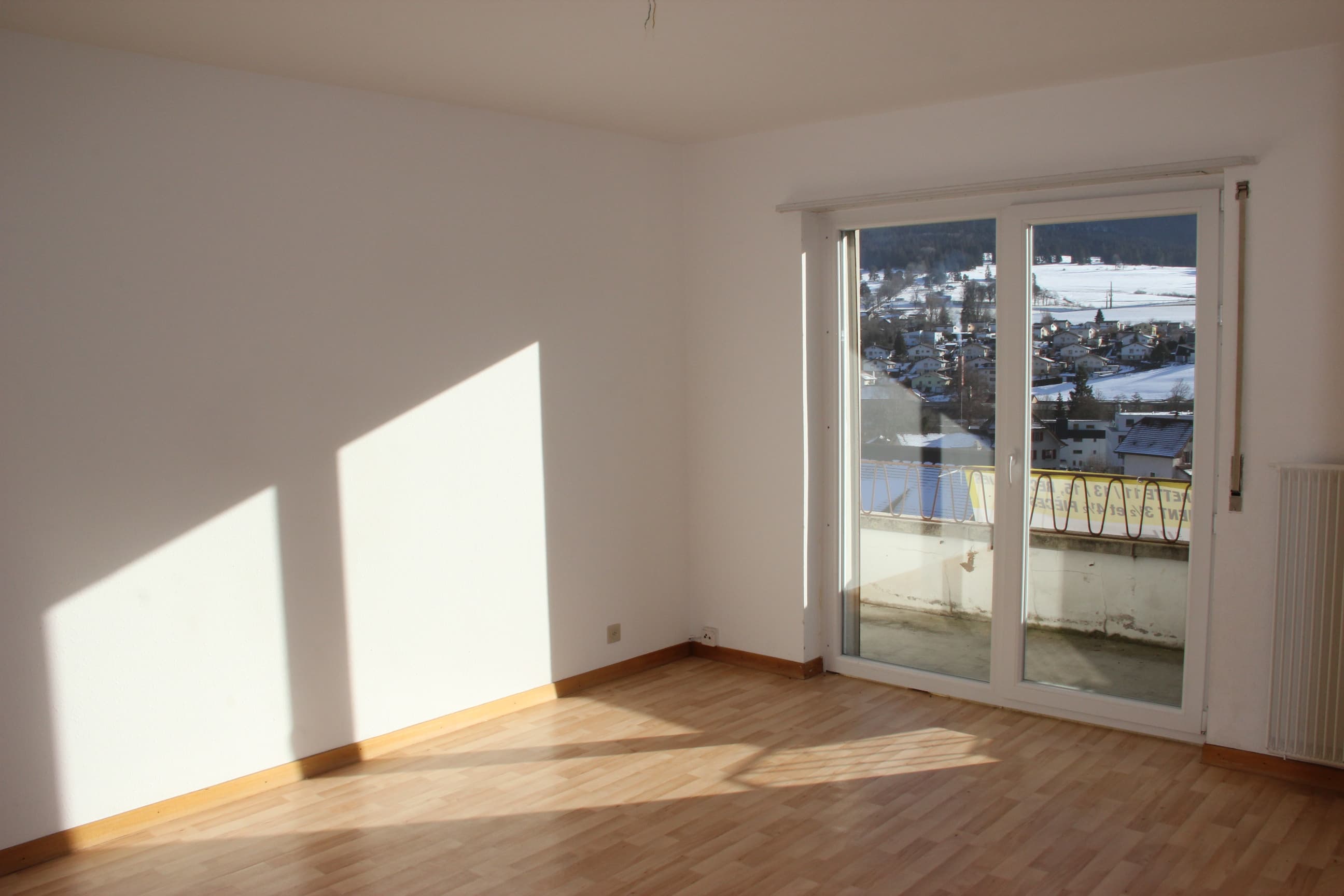 Idéalement situé dans les hauts du village, appartements de 4,5 pièces